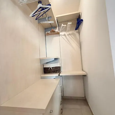 Les Pins - 2 People - Close To Beaches And Shops *